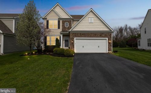 635 Empire Dr, Downingtown, PA 19335-4971