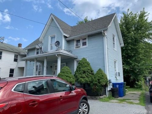 39 Prince St, Middletown NY  10940-3947 exterior