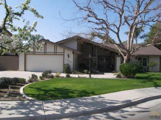 1509 Westbourne Way, Bakersfield, CA 93309-3590