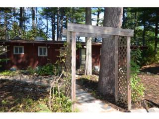 17 Cabot Dr, Nashua, NH 03064-1633