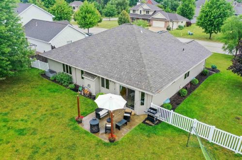 2722 Teresa Dr, Green Bay WI  54311-5586 exterior