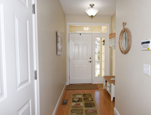 114 Greyhawk Dr, Mashpee MA 02649-4486 exterior