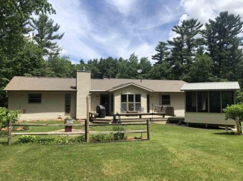 7249 Deuce Rd, Tomah, WI 54660-4321