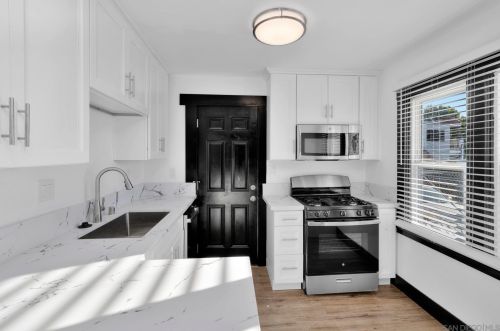 28 5 St, National City CA  91950-2357 exterior