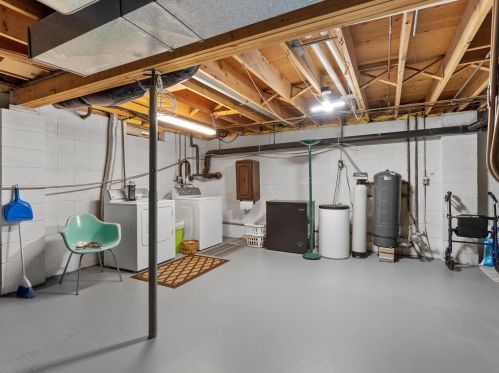 1044 Union Rd, Manitowoc WI 54220-9451 exterior