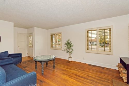 802 J St, Ontario CA  91762-2233 exterior