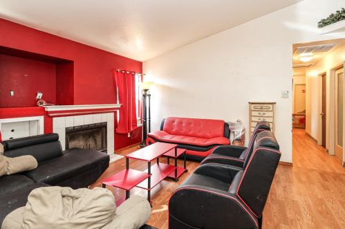 1011 Grackle Ct, Newman CA  95360-1861 exterior