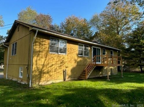 5 Maple Ct, North Franklin, CT 06254-1524