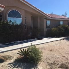 16839 Odell Ave, Victorville, CA 92394-1093