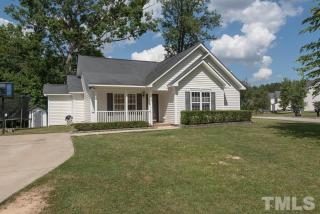 129 Saint Johns St, Knightdale, NC 27545-7997
