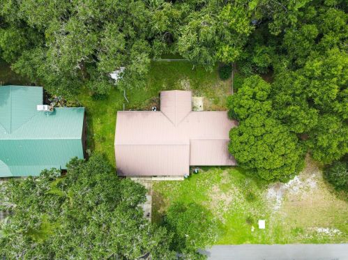 1329 Cr 436, Lake Panasoffkee FL  33538-5128 exterior