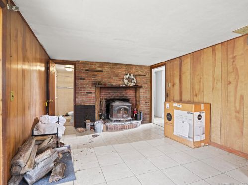 181 Carmen Hill Rd, Northville CT  06776-4708 exterior