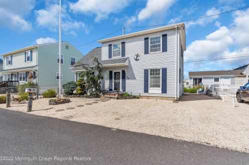 120 Marshmallow Rd, Lavallette NJ  08735-3315 exterior