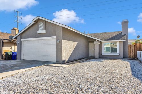 13689 Gemini St, Victorville CA  92392-9078 exterior