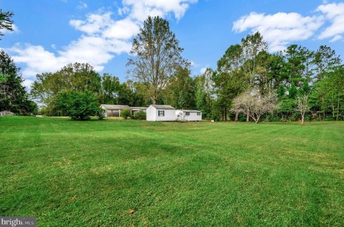 6705 Fisher Dr, Spotsylvania VA  22551-2613 exterior