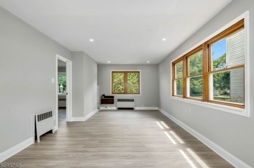 219 Holland Rd, South Orange NJ  07079-2713 exterior