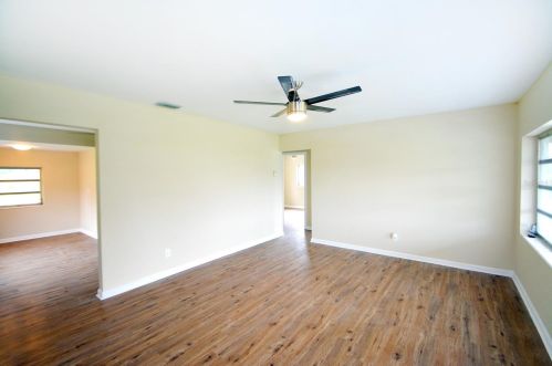 414 Walter Ave, West Frost Proof, FL 33843-9750