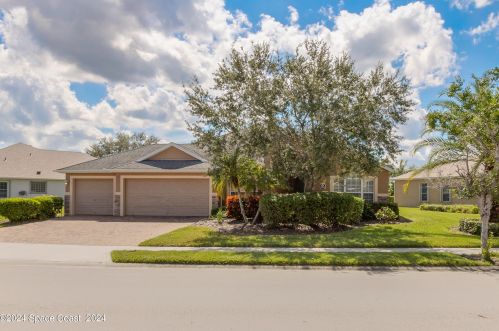 2842 Galindo Cir, Melbourne, FL 32940-5913