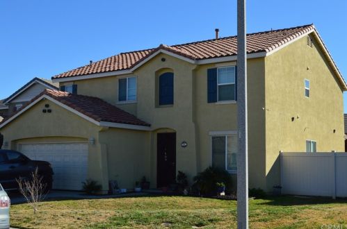 1063 Harrier St, Perris CA  92571-3527 exterior