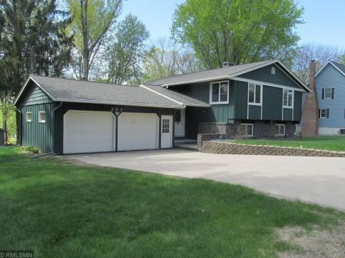 293 Sunset Ln, Ellsworth, WI 54011-9012
