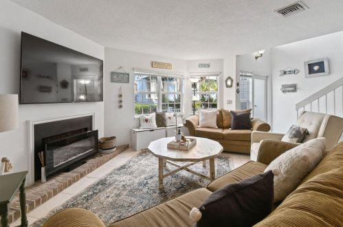 719 Ocean Dunes Cir, Jupiter FL  33477-9119 exterior