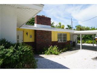 755 Saint Judes Dr, Longboat Key FL  34228-1813 exterior