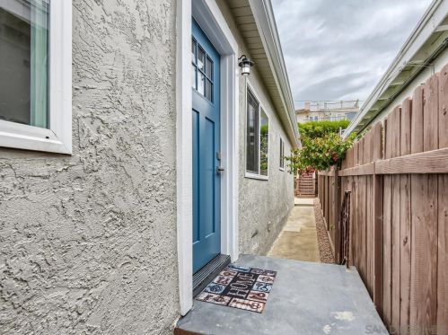 3615 Ethan Allen Ave, San Diego, CA 92117-5615