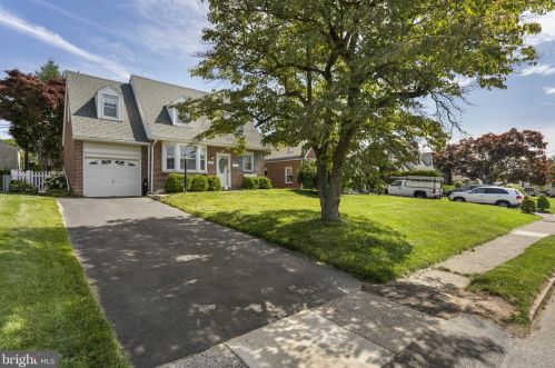 617 Willowbrook Rd, Pittsburgh, PA 19083-4433