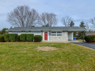 429 Valley View Cir, Kingsport, TN 37664-4450