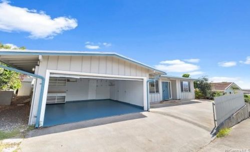 98-885 Iliee St, Aiea, HI 96701-3410