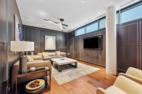 188 Brookline Ave, Boston MA  02215 exterior