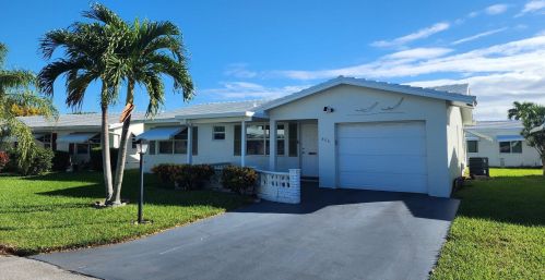 806 18th Ct, Boynton Beach, FL 33426-5436