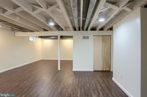 1307 Kingsley Rd, Camp Hill PA  17011-6117 exterior