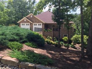 270 Rotherham Dr, Crossville TN  38558-2611 exterior