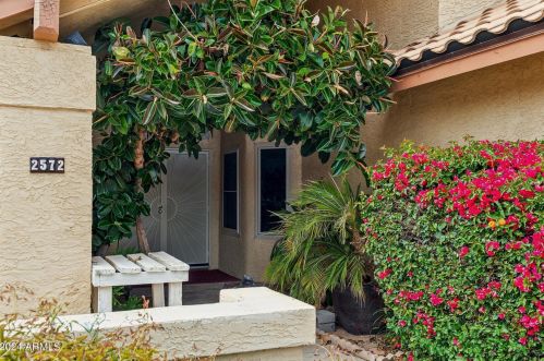 2572 Tamarisk St, Chandler, AZ 85224-5807