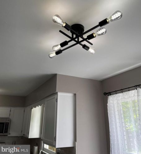 10624 Cobblestone Dr, Spotsylvania VA  22553-1659 exterior