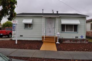 2861 Maricopa Ave, Richmond, CA 94804-1013