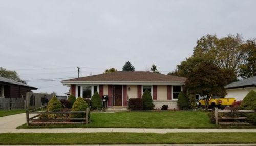 1812 16 Ave, Kenosha WI  53140-1619 exterior
