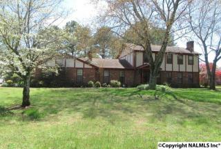 2105 Burningtree Dr, Decatur, AL 35603-5129