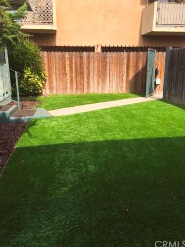 1051 Molino Ave, Long Beach, CA 90804-3609