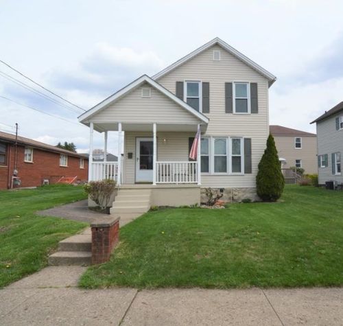 508 Michigan Ave, Jeannette, PA 15644-2429