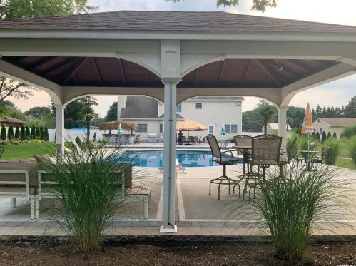 1357 Broadway Ave, Holbrook NY  11741-5400 exterior