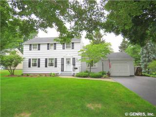 27 Hawley Dr, Webster, NY 14580-3424