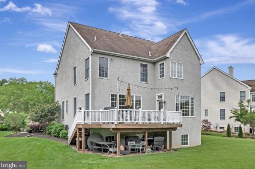 23 Hampshire Ct, Wilmington DE  19807-2535 exterior
