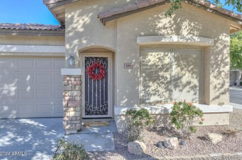 5194 Desert Hills Dr, Glendale, AZ 85304-1982