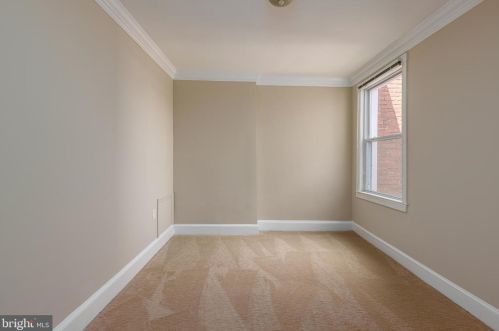 129 Thomas St, Washington DC  20001-1659 exterior