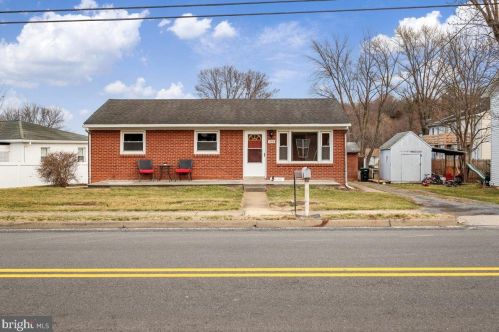 456 Old Cross Rd, New Market, VA 22844-9518