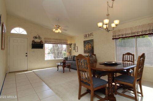 7234 Crst Ln, Glendale AZ  85310-5620 exterior