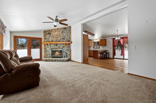 8191 Indian Lore Rd, Kewaskum, WI 53040-9239