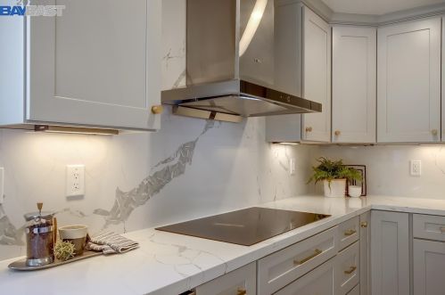 3616 Portsmouth Ct, Pleasanton CA  94588-3594 exterior